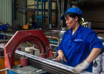 Knowing The Advantages Of Having Female Factory Workers
