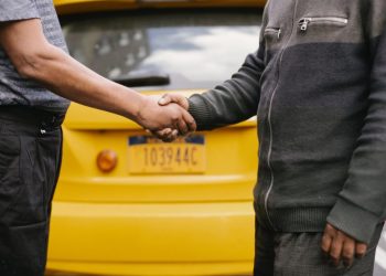 6 Factors to Consider When Negotiating a Car Accident Settlement