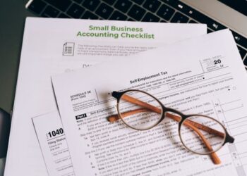 How Business Owners Can Na igate Financial Hardships: A Guide to the IRS Hardship Program